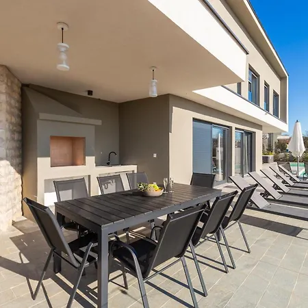 Villa Sunrise Bay *